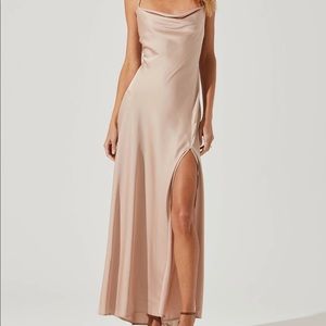 Astr the label palisades cowl neck midi dress